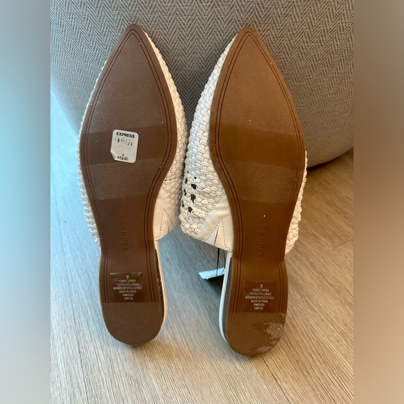NWT Express Mules | Women’s Size 9 | White | Work Shoes - Picture 4 of 11